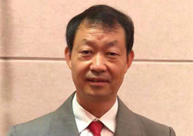 周广兴
